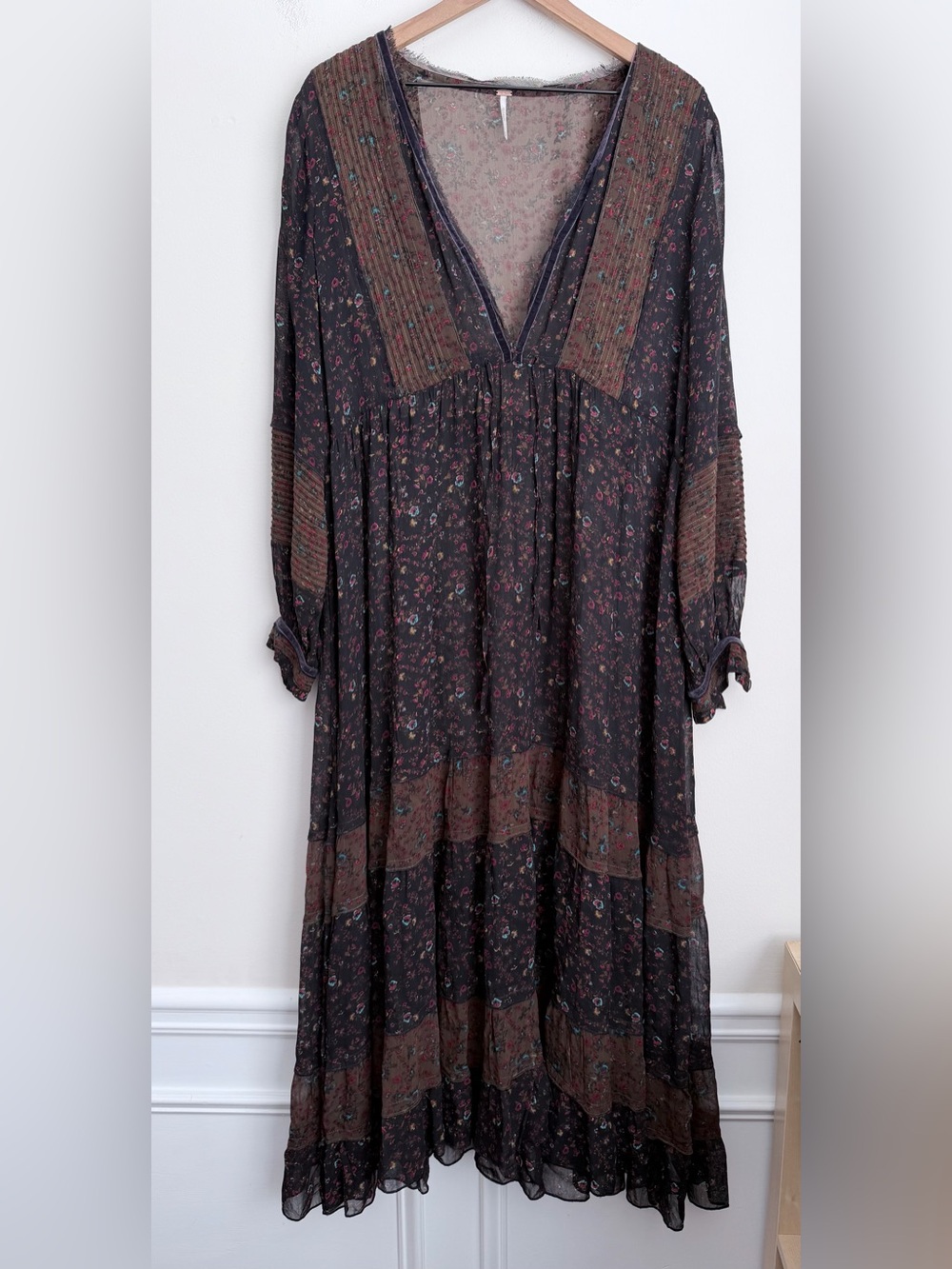 Free People floral Maxi Dress tiered long sleeve sheer Dark Green black M - Picture 1 of 6